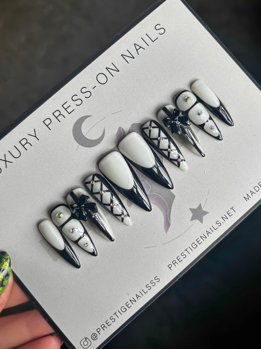 The Porcelain Vice Set