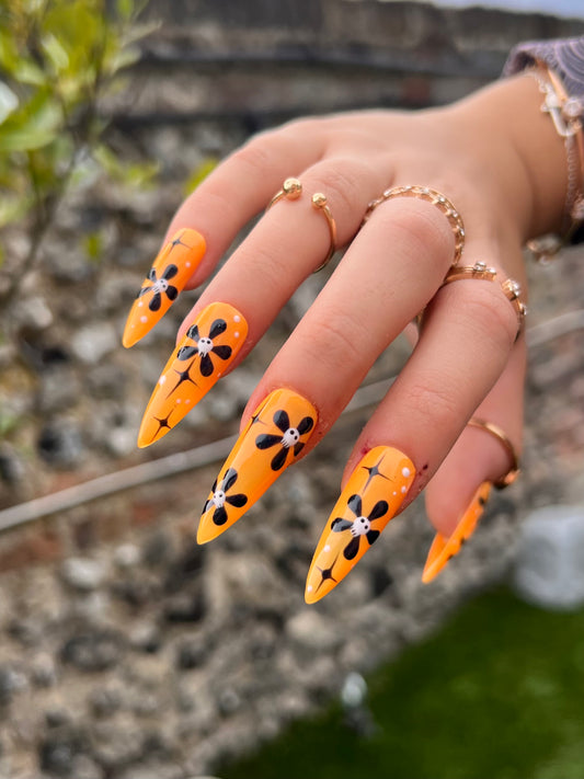 The Skull-Faced Flower Set