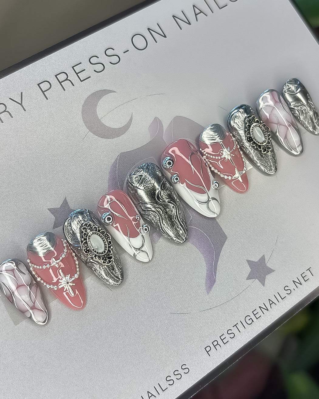 The Moonveil Set