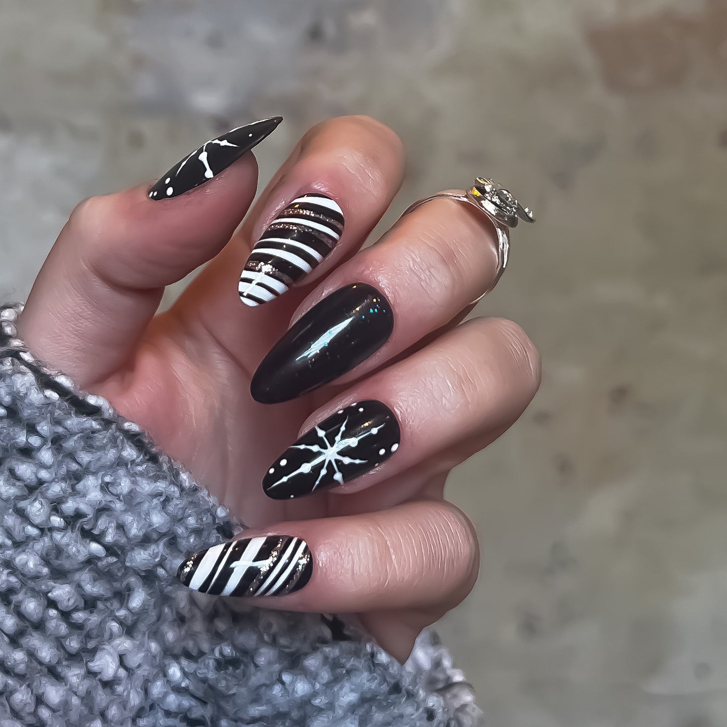 The Black Winter Set