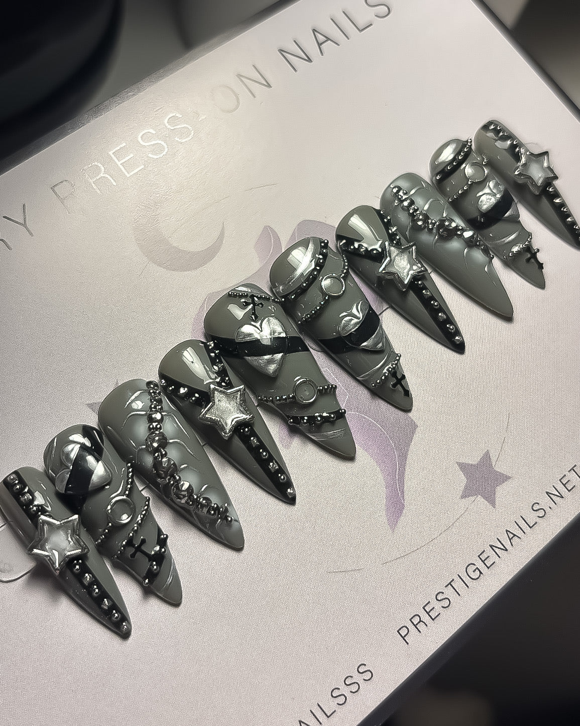The Ashen Relic Set