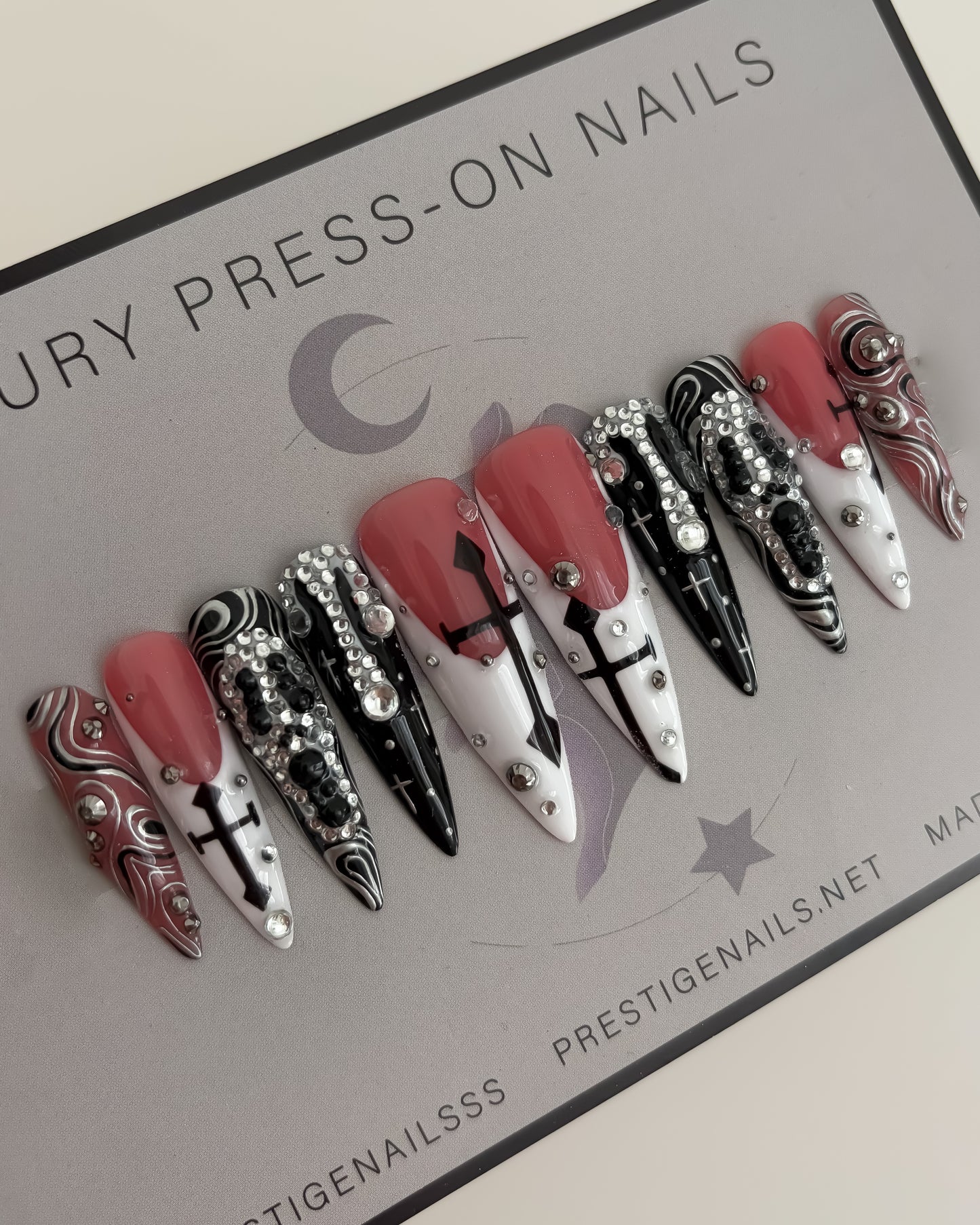 The Miami Devil Set