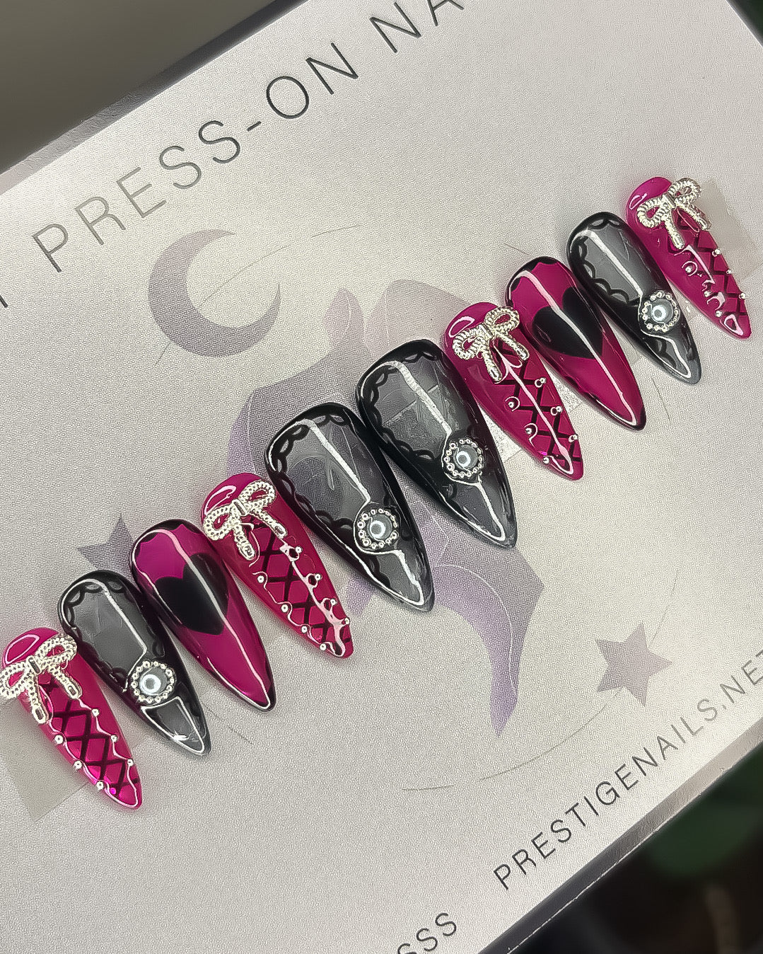 The Cranberry Set