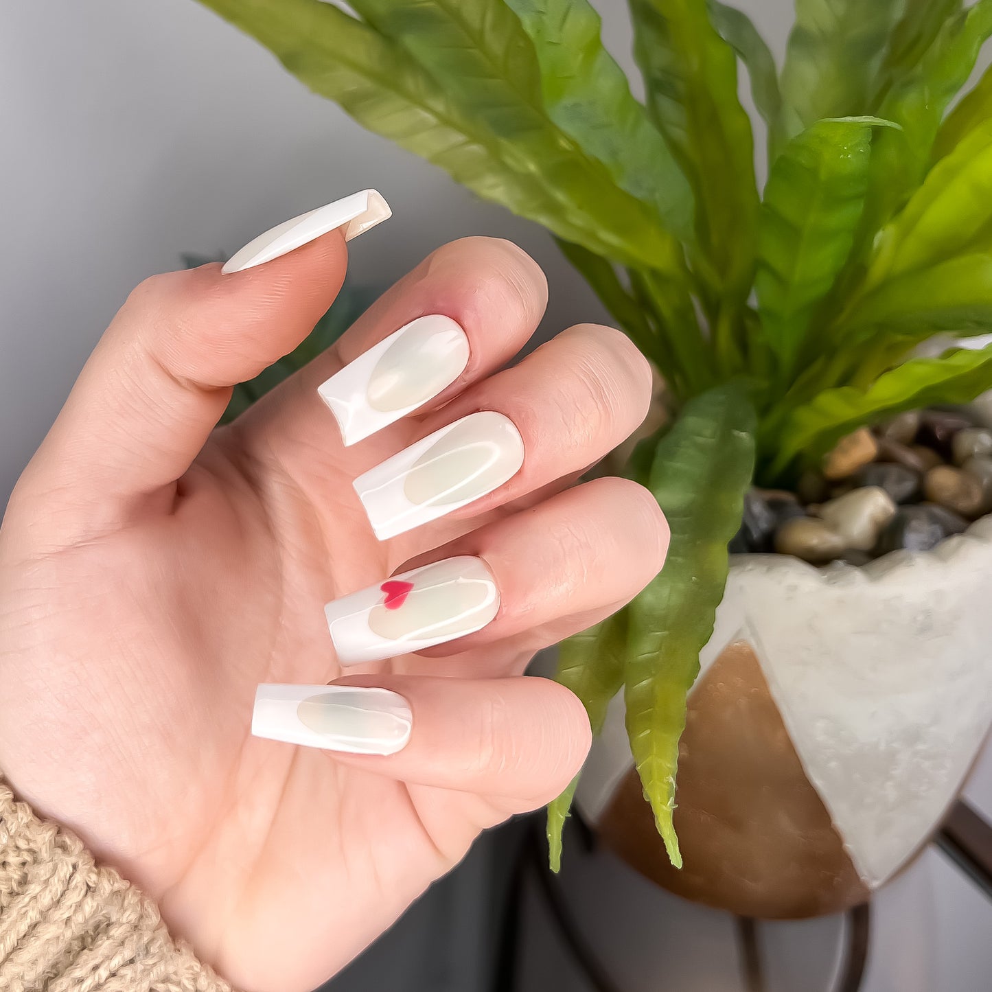 The Milky Heart French Tip Set